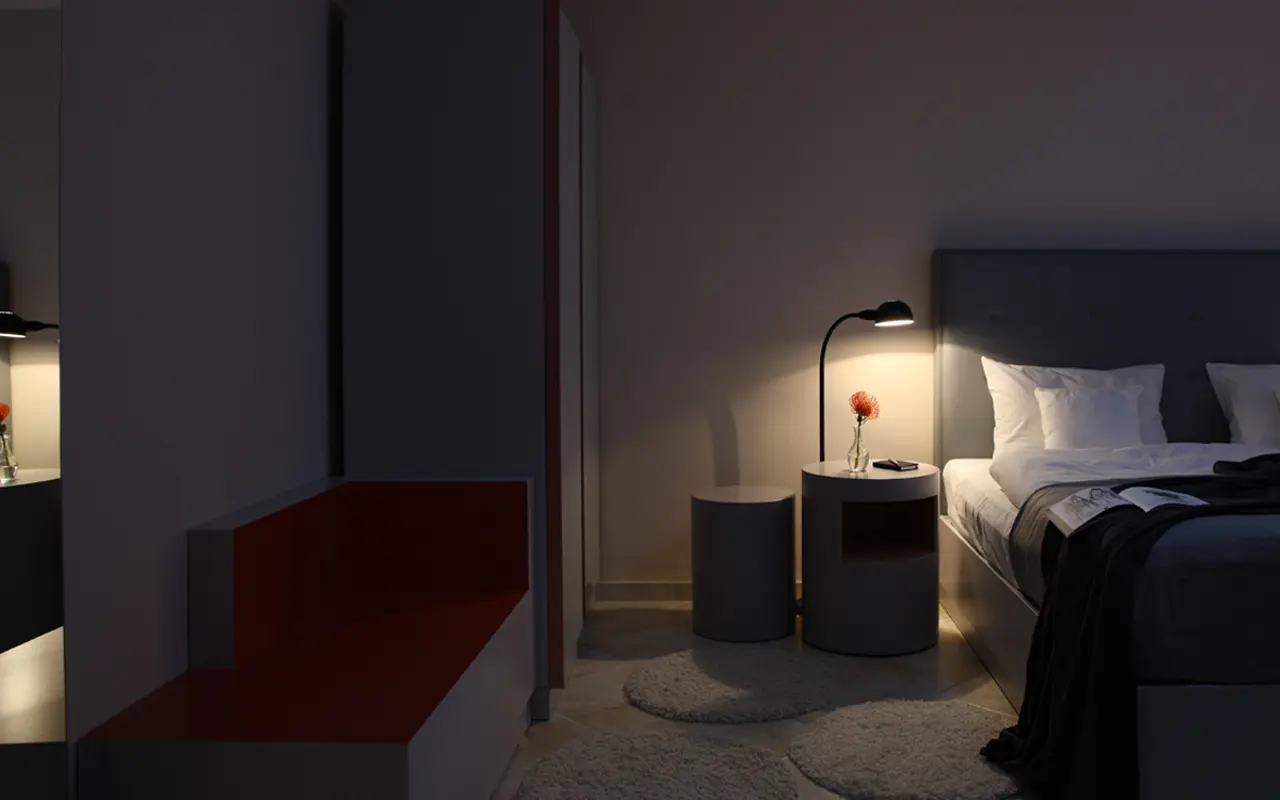 Modernes Zimmer im The Grey Hotel Dortmund